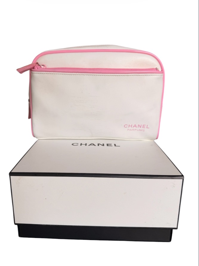 Chanel Parfums White And Pink Cosmetic Bag